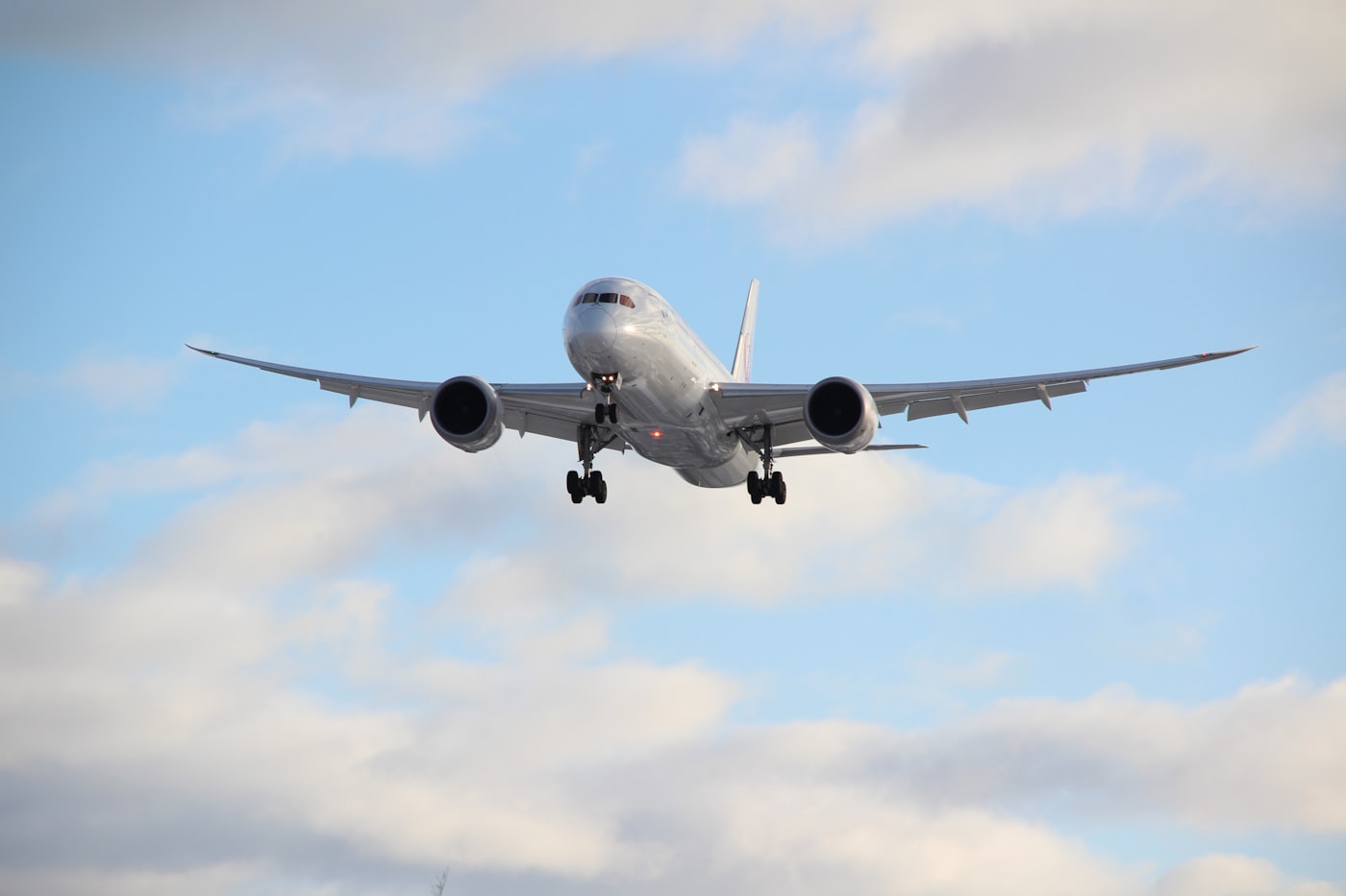 Cargo aircraft in flight